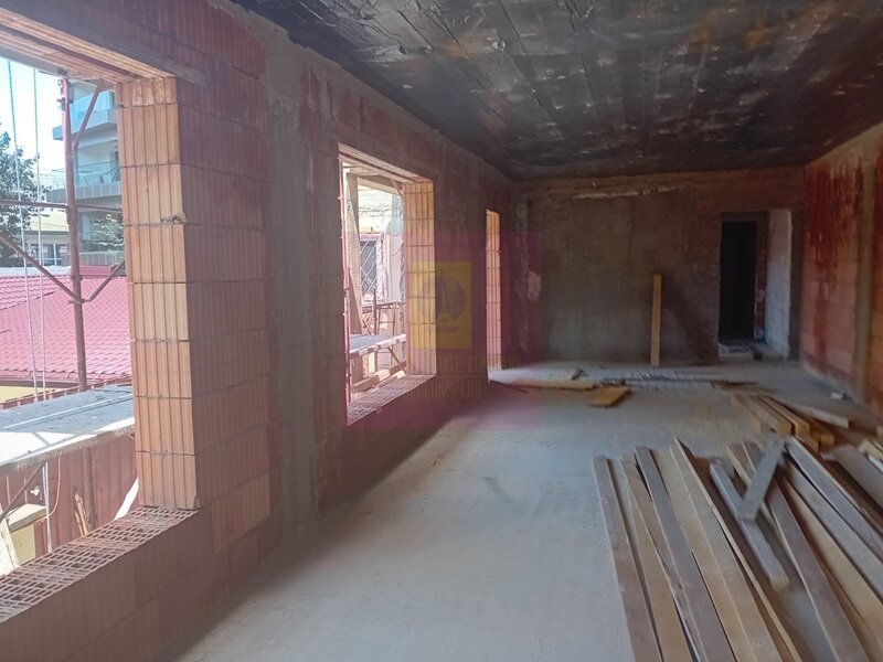 CLADIRE INDIVIDUALA NOUA | 260 MP | 10 LOCURI PARCARE | Metrou Dristor